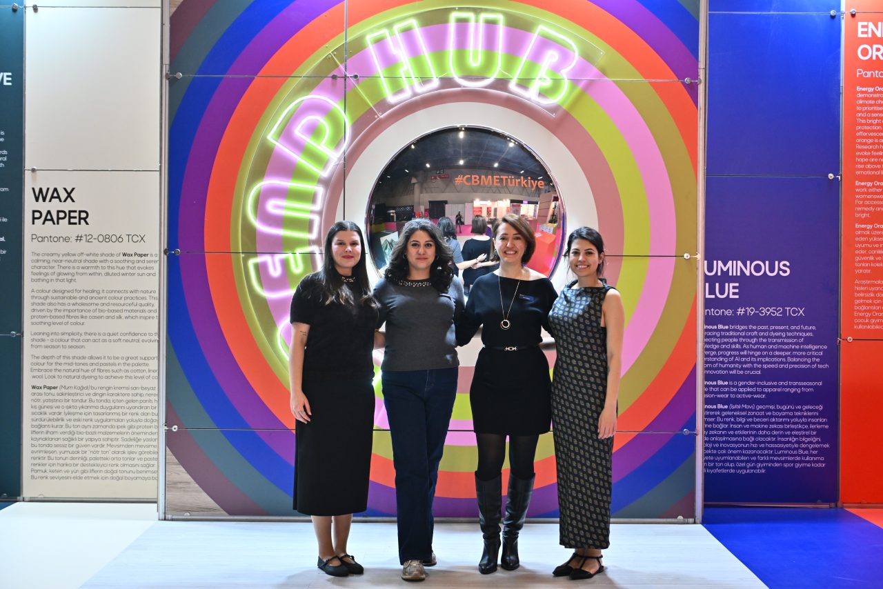 Sales team of the CBME Türkiye posing